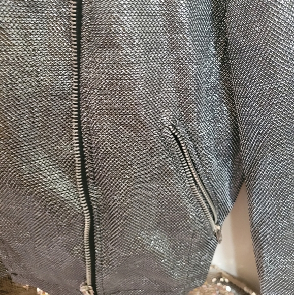 Forever 21 Silver Shimmer Black Biker Jacket Size Large - Picture 3 of 10